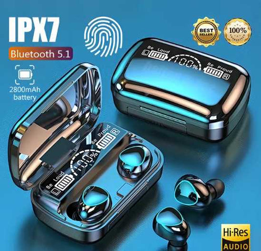 M10 Bluetooth 5.1 TWS Earbuds with Digital Display - charging case with LED battery display